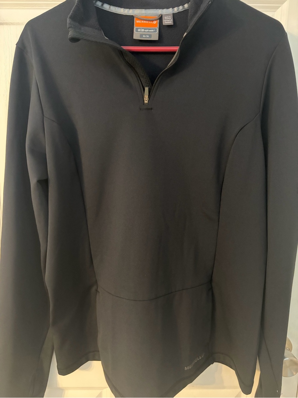 ✨Womens Merell Black Performance Jacket with Embossed Floral Sleeve Detail